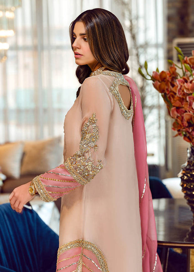 Sara Rohale Asghar | Peach Nouveau