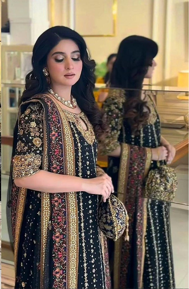 Haris Shakeel | Gold on Black
